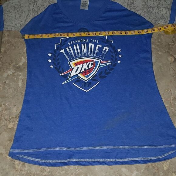 Oklahoma City Thunder NBA V-Neck Short Sleeve Tee-Shirt - Picture 5 of 7
